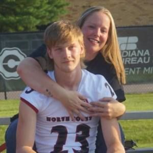 Meet your Posher, April